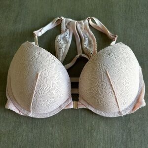 Victoria's Secret Blush Lace Bra